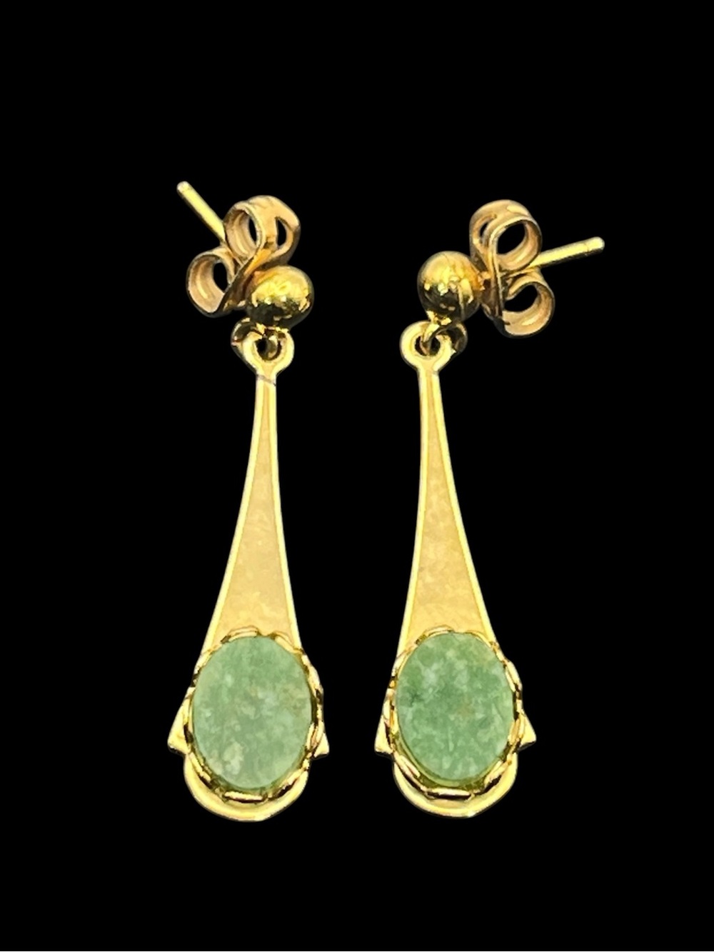 Green faux jade cabochon gold tone dangle vintage earrings